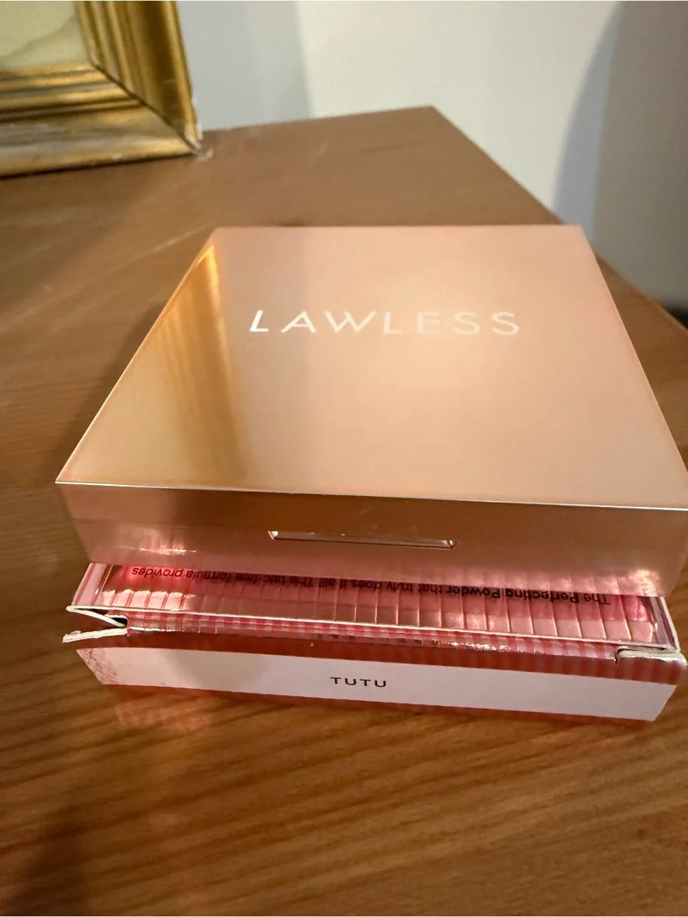LAWLESS Skin Smoothing Talc-Free Setting Powder - NIB Color: Tutu Soft Pink